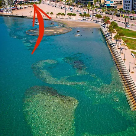 Vlora Apartment Rentals アパート *