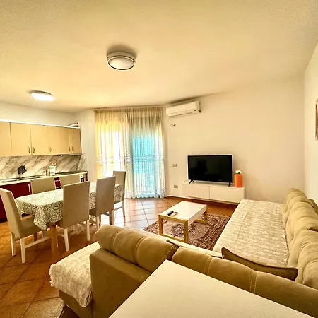Vlora Apartment Rentals * Vlorë